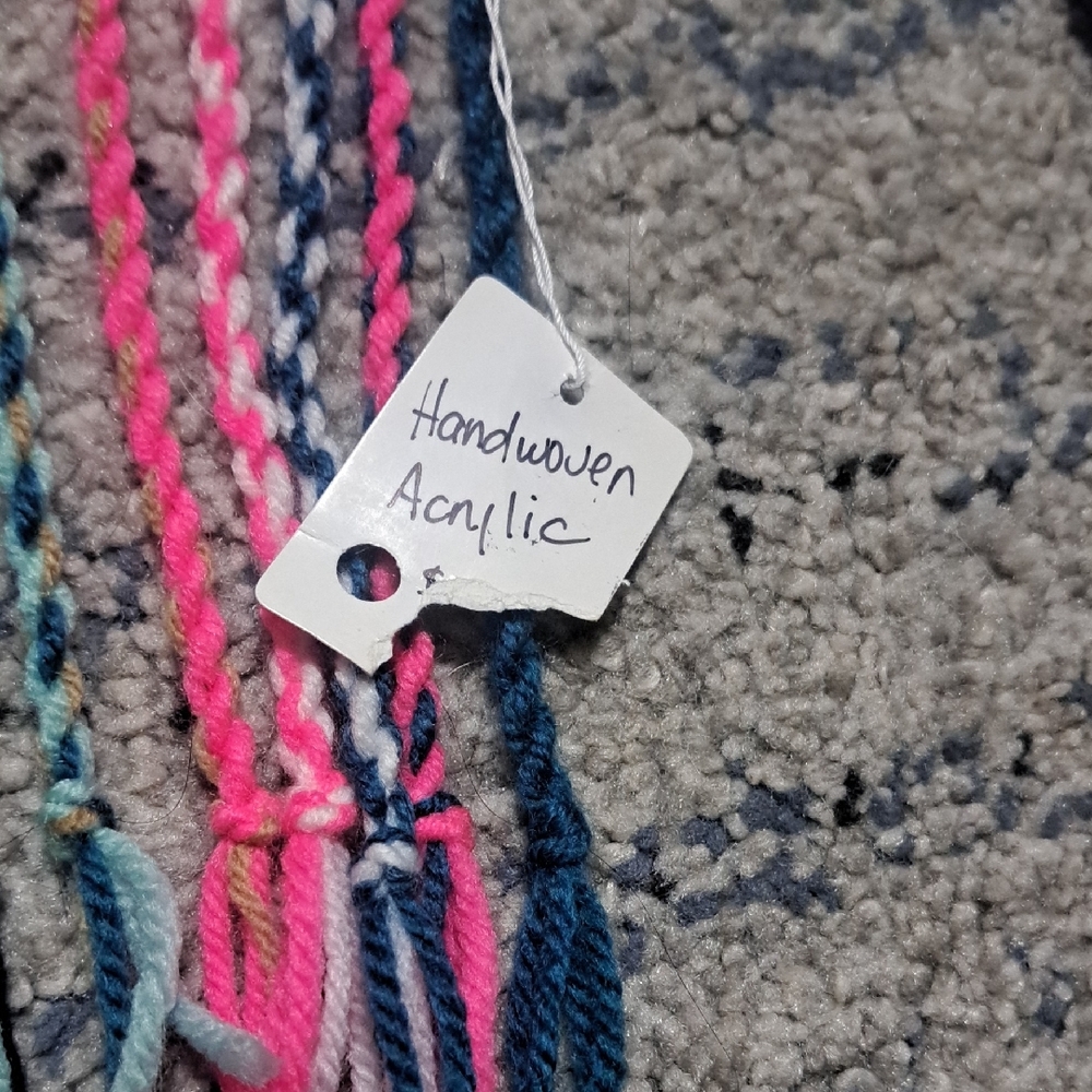 Multicolor Zigzag Pattern Scarf - Picture 2 of 3